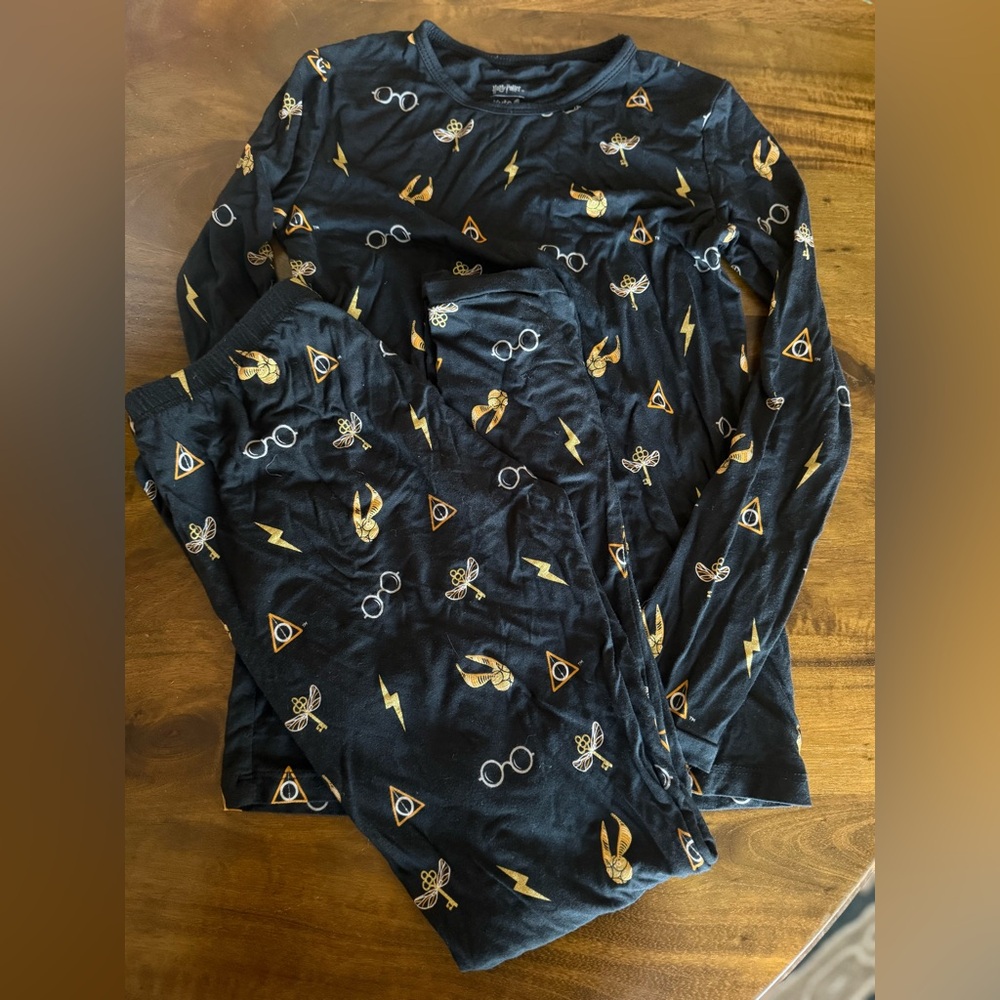 Kyte BABY Black and Gold Harry Potter Themed Kids Pajama Set